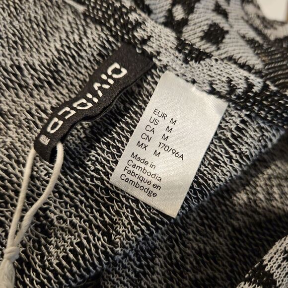 Divided Open Front Cardigan sz M oversized - Picture 3 of 6